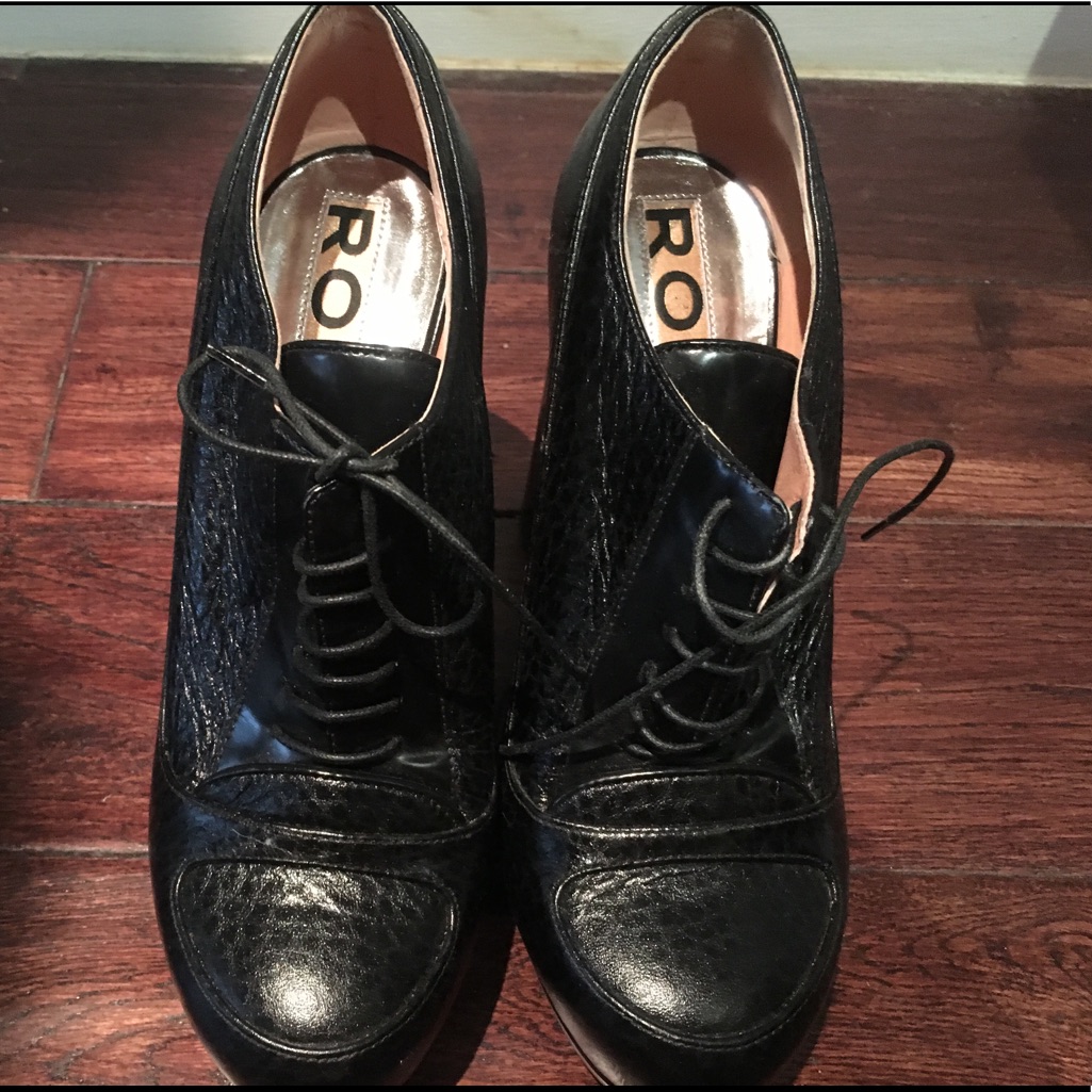Rochas Black Leather Lace-Up Booties